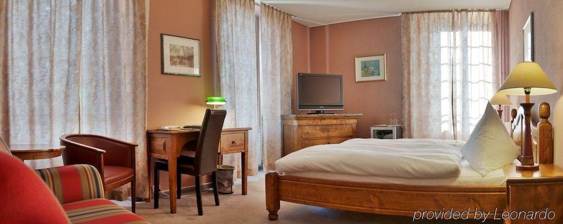 Hostellerie Les Chevreuils 로잔 객실 사진